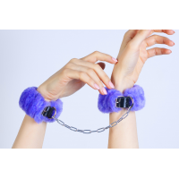 Наручники бейсик на цепи (фиолетовые)  Наручники бейсик на цепи (фиолетовые)